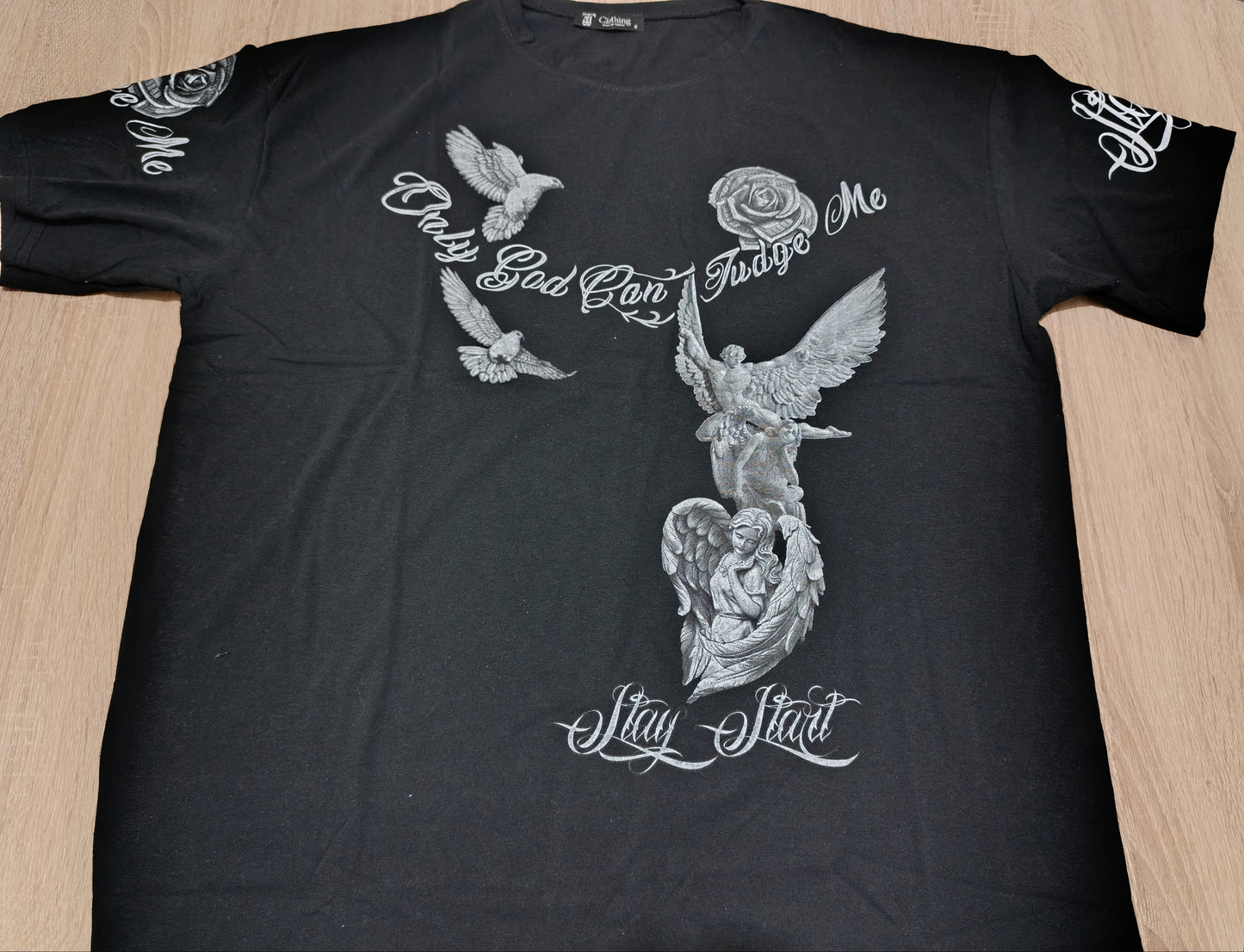 ✨ Melek Kanatlı At ve İki Melek Tasarımlı Tişört – Ruhani Güç ve Zarafetin Simgesi ✨